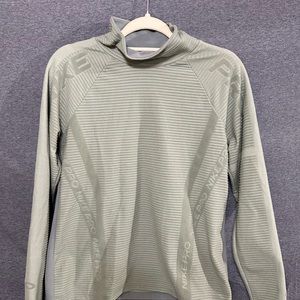 Nike Pro Hyperwarm Sweatshirt Women Gray large Pull Over Running Long Sleeve